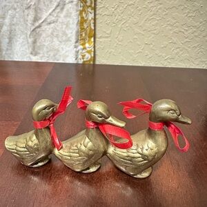 Vintage Solid Brass Row of 3 Ducks
Miniature